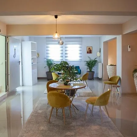 Gate Airport Hotel 3*