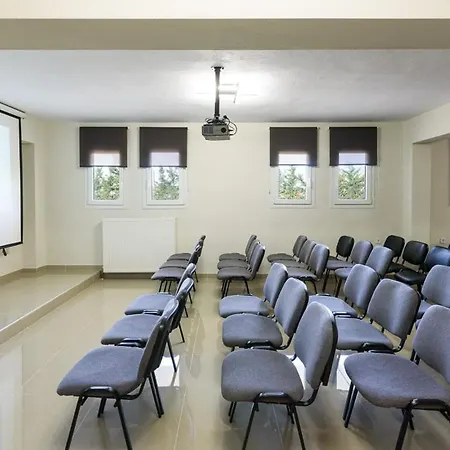 Hotel Gate Airport 3*