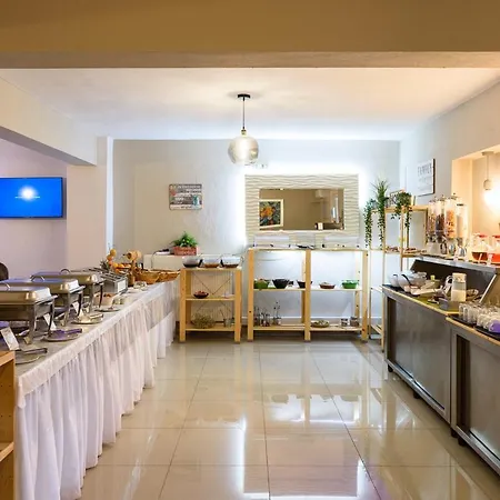 Gate Airport Hotell 3*