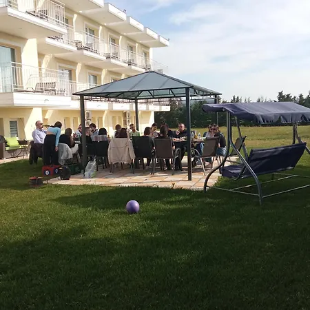 Gate Airport Hotel 3*