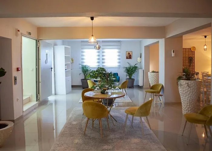 Gate Airport Hotell 3*